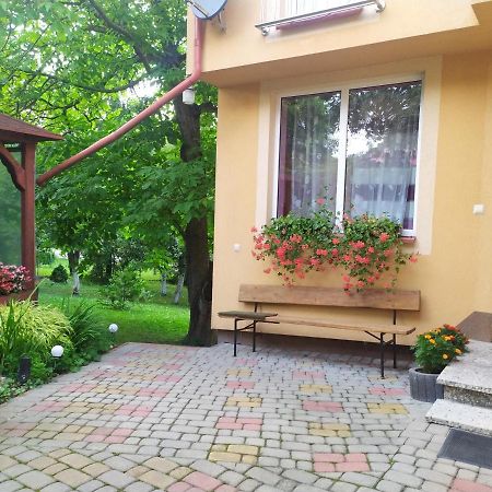 Apartament W Domu Na Wsi Tomaszów Lubelski Eksteriør billede